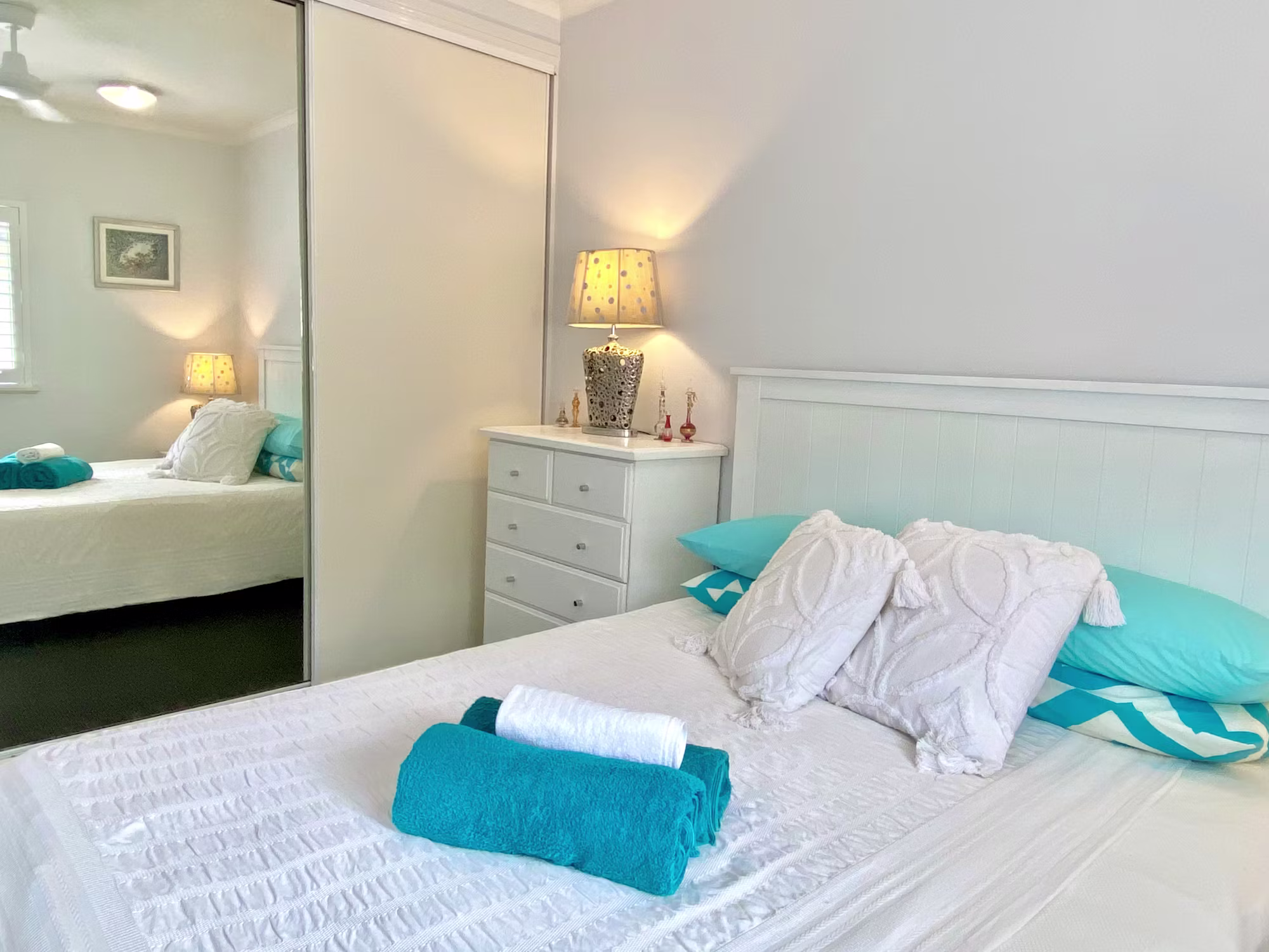 Designing the Ultimate Cozy Bedroom: A Guide to Comfort and Style
